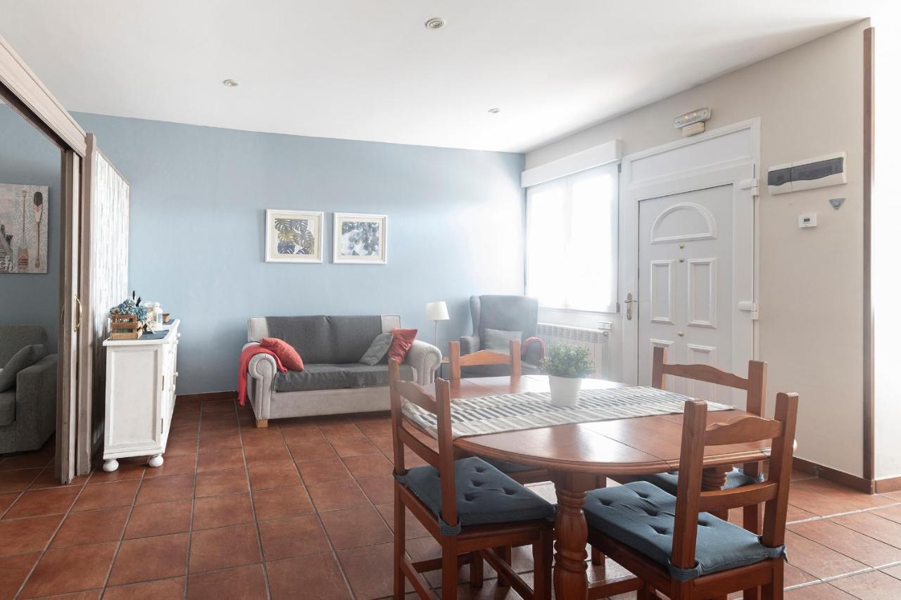 Apartamentos Turisticos La Flor Muros de Nalón Eksteriør bilde