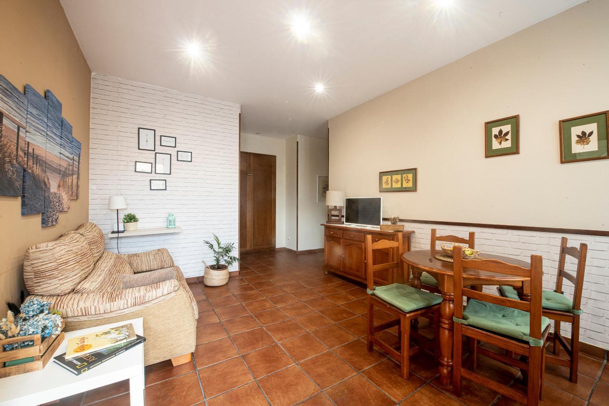 Apartamentos Turisticos La Flor Muros de Nalón Eksteriør bilde